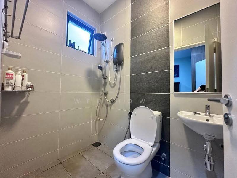 Rumah Kluster untuk Dijual di Taman Glenmarie (Johor Bahru) - Wee Howe - Bathroom - PropertyGuru.com.my