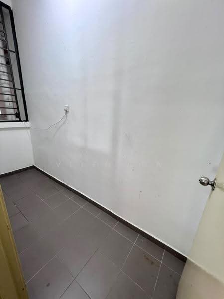 Apartment for Rent at Seri Molek Perdana - Vlien Lua - PropertyGuru.com.my