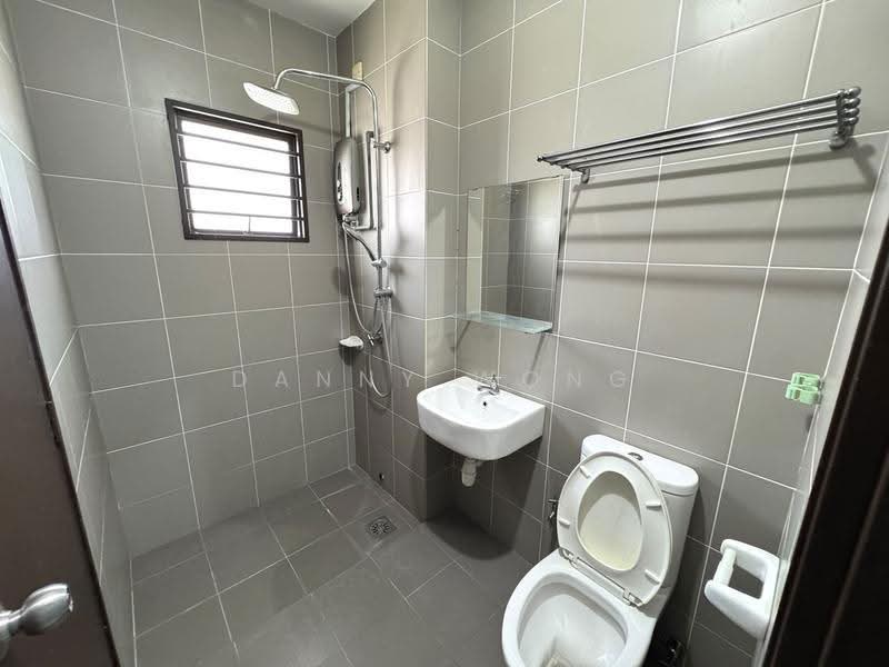 2-storey Terraced House for Sale in M Residence 2 (Rawang) - Danny Wong - Bathroom - PropertyGuru.com.my