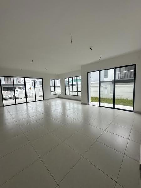 Semi-Detached House for Sale in Seremban (Negeri Sembilan) - Ding Jodie - Living Room - PropertyGuru.com.my