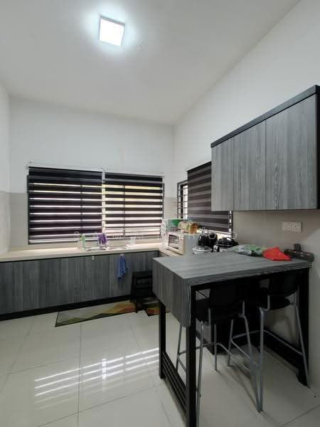 Rumah Kluster untuk Dijual di Kota Masai (Pasir Gudang) - Sammi Hoo - Kitchen - PropertyGuru.com.my