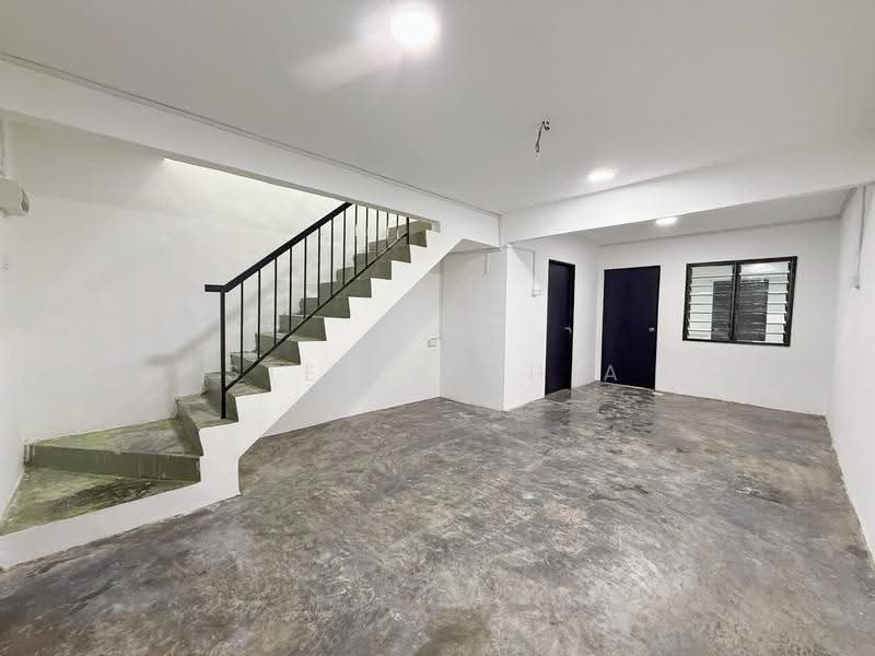 1-storey Terraced House for Sale in Taman Molek (Johor Bahru) - Stella Chia - Interior - PropertyGuru.com.my