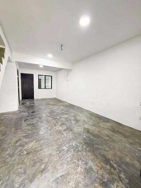 1-storey Terraced House for Sale in Taman Molek (Johor Bahru) - Stella Chia - Interior - PropertyGuru.com.my