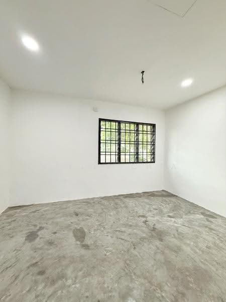 1-storey Terraced House for Sale in Taman Molek (Johor Bahru) - Stella Chia - Interior - PropertyGuru.com.my