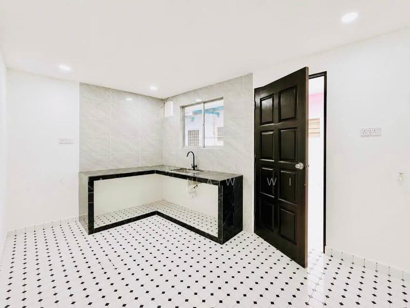 Rumah Teres 1-Tingkat untuk Dijual di Taman Rambai Indah (Jenjarom) - Muhd Khairulnawawi Kamaruddin - Kitchen - PropertyGuru.com.my