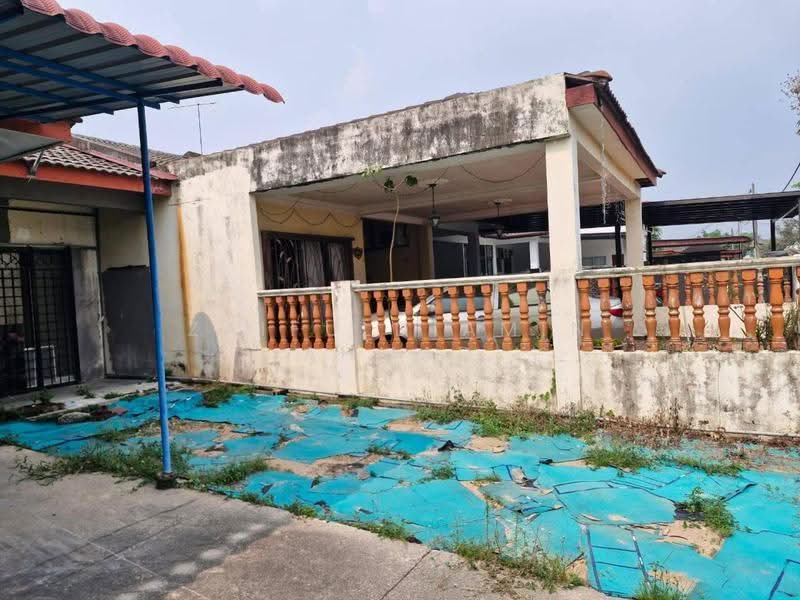 1-storey Terraced House for Sale in Bandar Tasik Kesuma (Beranang) - zaifuldiamin ahmad - Exterior - PropertyGuru.com.my