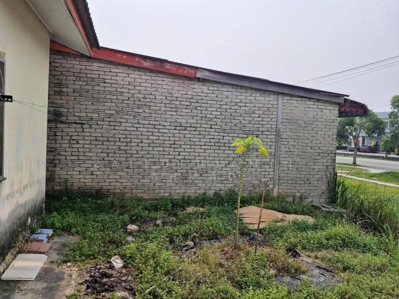1-storey Terraced House for Sale in Bandar Tasik Kesuma (Beranang) - zaifuldiamin ahmad - Exterior - PropertyGuru.com.my