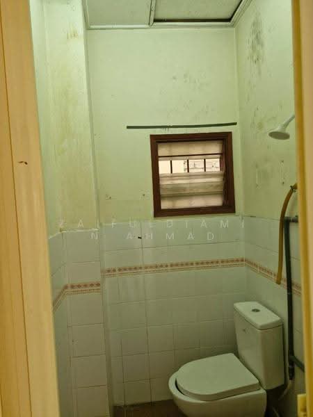 1-storey Terraced House for Sale in Bandar Tasik Kesuma (Beranang) - zaifuldiamin ahmad - Bathroom - PropertyGuru.com.my