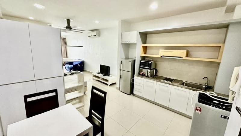 Kondominium untuk Disewa di Shaftsbury Residence - Kar Hooi - Living Room - PropertyGuru.com.my