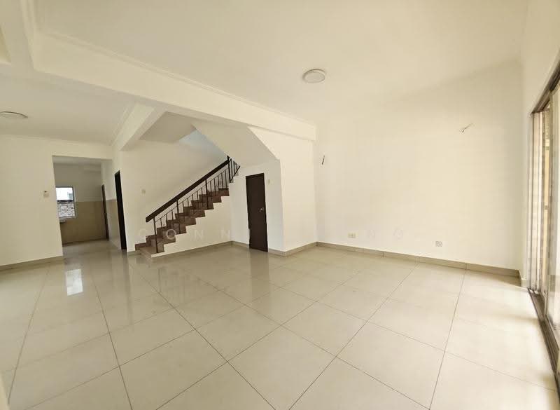 2-storey Terraced House for Sale in TAMAN PUCHONG UTAMA (Puchong) - Connie Tong - Living Room - PropertyGuru.com.my