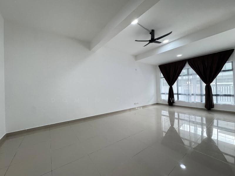 Terraced House for Rent in Taman Pulai Bestari (Skudai) - Dominic Chow - Living Room - PropertyGuru.com.my