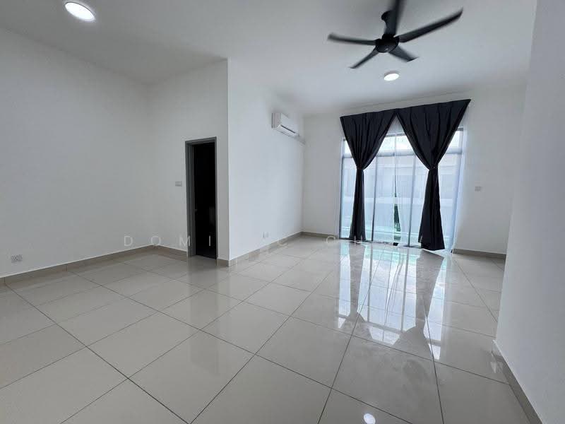 Terraced House for Rent in Taman Pulai Bestari (Skudai) - Dominic Chow - Living Room - PropertyGuru.com.my