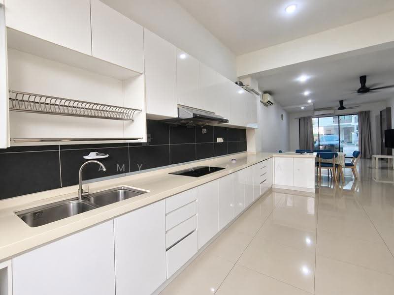 2-storey Terraced House for Sale in Ceria Residence (Cyberjaya) - Amy Oktavia - Kitchen - PropertyGuru.com.my