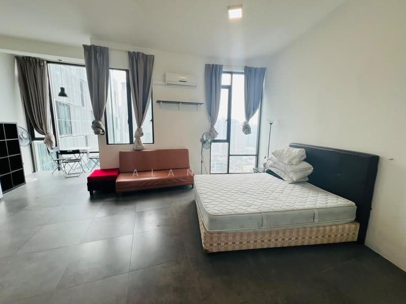 Kondominium untuk Disewa di Empire Damansara (Empire SOHO 2) - Alan Tai - Bedroom - PropertyGuru.com.my