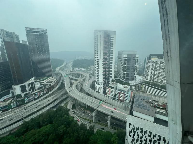 Kondominium untuk Disewa di Empire Damansara (Empire SOHO 2) - Alan Tai - View - PropertyGuru.com.my