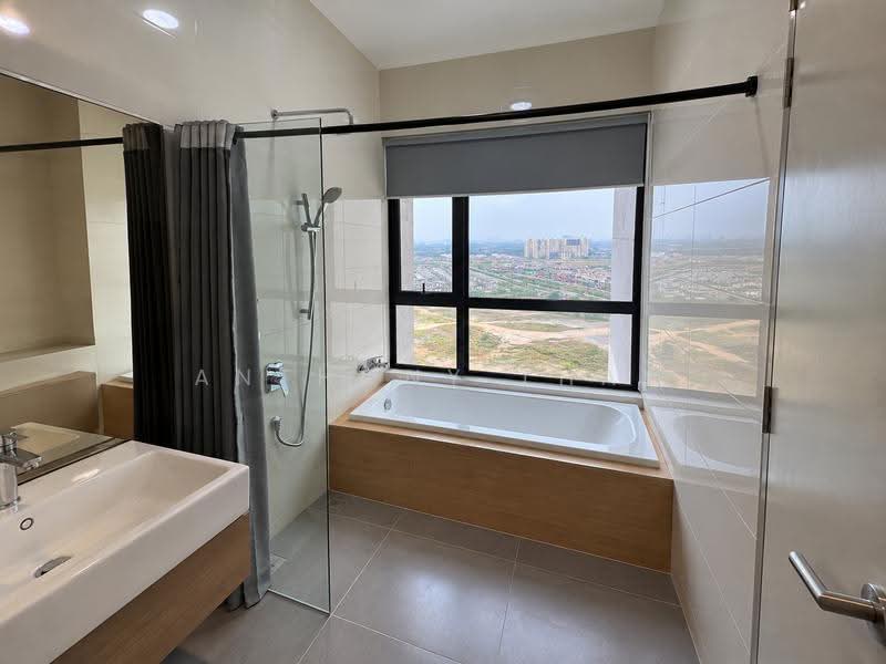 Kondominium untuk Disewa di The Parque Residences - Anthony Tham - Bathroom - PropertyGuru.com.my