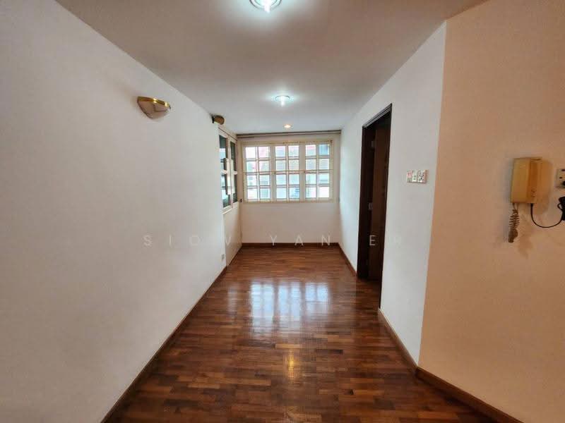 Rumah Berkembar untuk Dijual di Taman Pelangi (Johor Bahru) - Siow Yan Er - Corridor - PropertyGuru.com.my