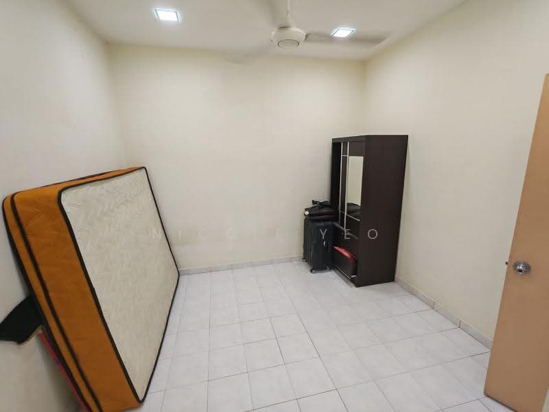 1-storey Terraced House for Sale in Taman Malim Jaya (Bachang) - Nicole Yeo - Bedroom - PropertyGuru.com.my