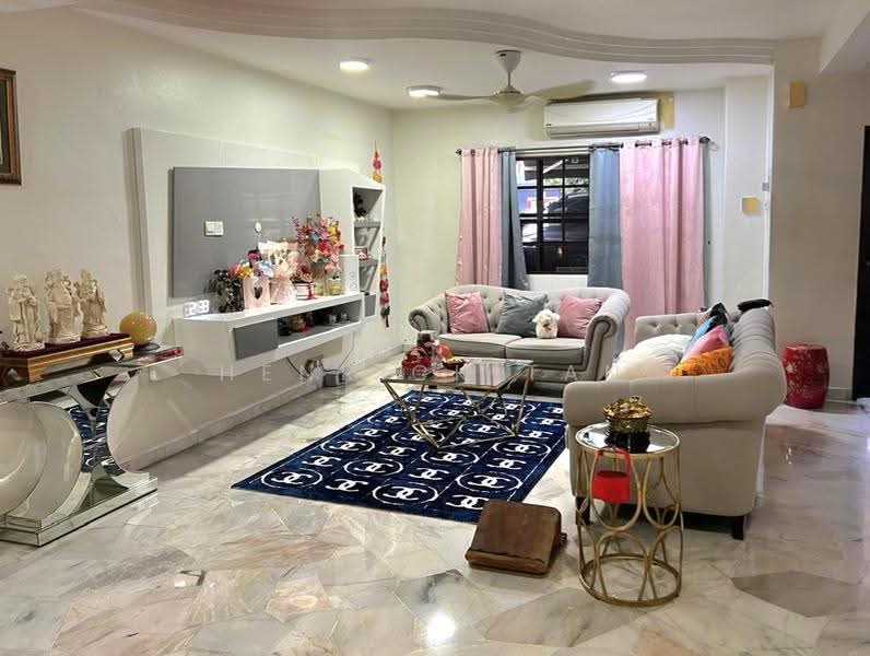 Rumah Teres 2-Tingkat untuk Dijual di Pjs 5 (Petaling Jaya) - Henrick Tan - Living Room - PropertyGuru.com.my