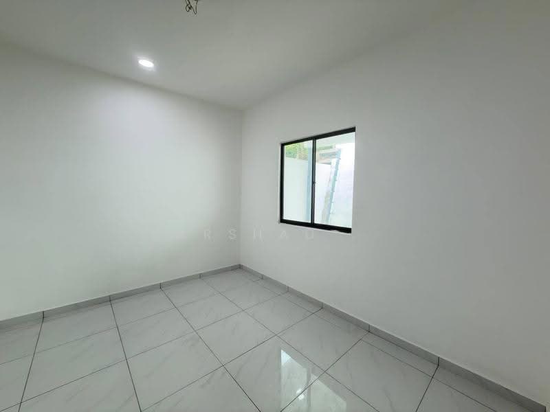 Semi-Detached House for Sale in Taman Sri Putri (Skudai) - Arshad . - Interior - PropertyGuru.com.my