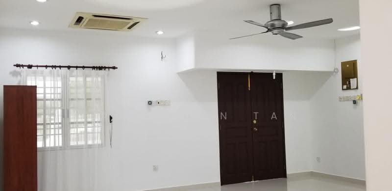 Rumah Teres 1-Tingkat untuk Disewa di Bayan Baru (Penang) - Gaik Suan Tan - Living Room - PropertyGuru.com.my