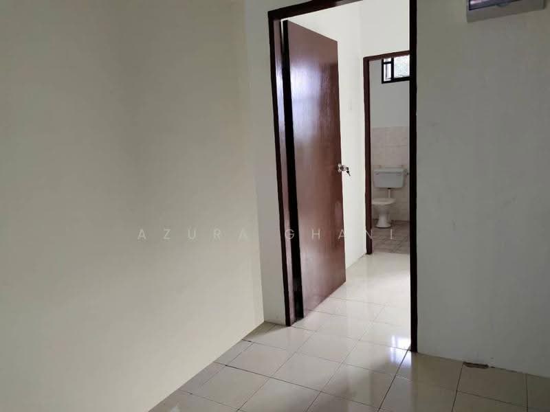 Rumah Teres 2-Tingkat untuk Disewa di Taman Batik (Sungai Petani) - Azura Ghani - Bathroom - PropertyGuru.com.my