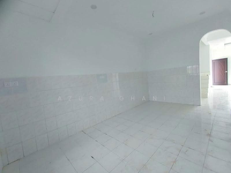 Rumah Teres 2-Tingkat untuk Disewa di Taman Batik (Sungai Petani) - Azura Ghani - Kitchen - PropertyGuru.com.my