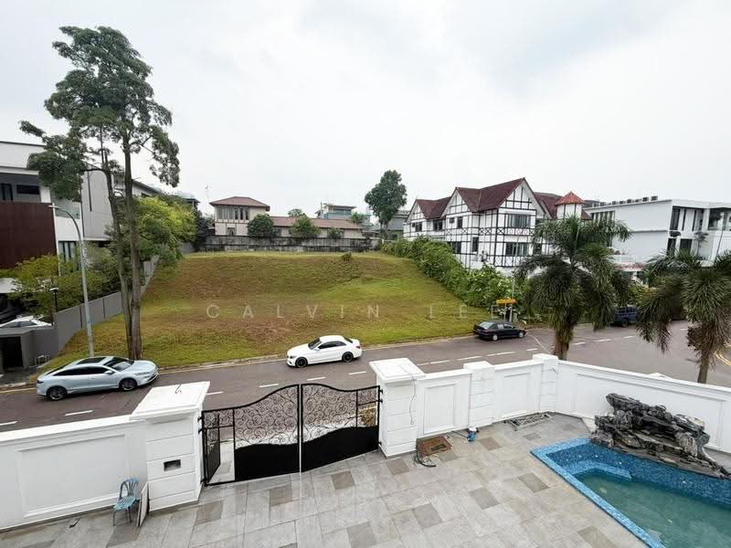Bungalow House for Sale in Taman Molek (Johor Bahru) - Calvin Lee - PropertyGuru.com.my