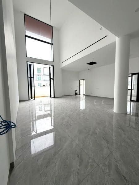 Bungalow House for Sale in Taman Molek (Johor Bahru) - Calvin Lee - PropertyGuru.com.my