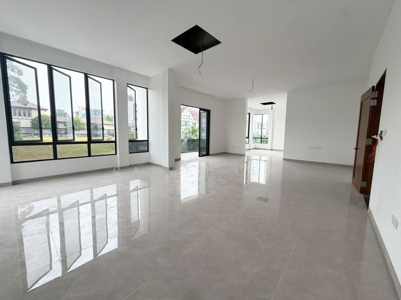 Bungalow House for Sale in Taman Molek (Johor Bahru) - Calvin Lee - PropertyGuru.com.my