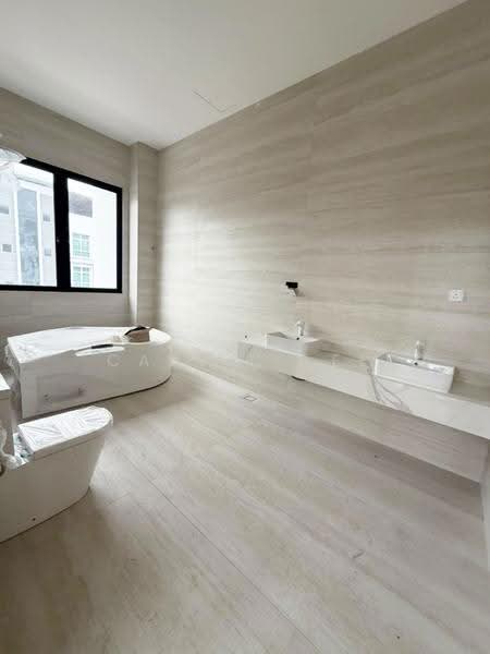 Bungalow House for Sale in Taman Molek (Johor Bahru) - Calvin Lee - PropertyGuru.com.my