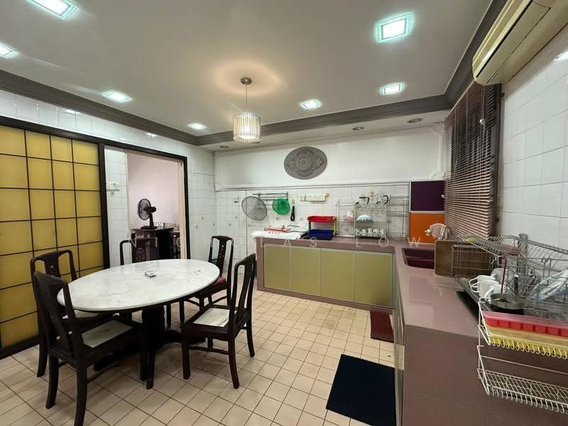 2-storey Terraced House for Rent in Johor Bahru (Johor) - Nicholas Low - Kitchen - PropertyGuru.com.my