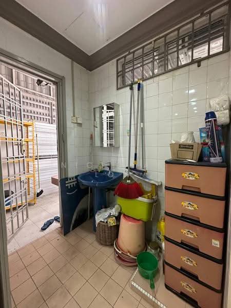 2-storey Terraced House for Rent in Johor Bahru (Johor) - Nicholas Low - Bathroom - PropertyGuru.com.my