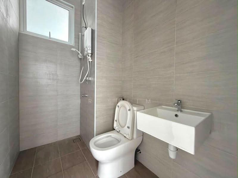 Apartment for Rent at The Senai Garden – Phase 2 - Iris Lim - Bathroom - PropertyGuru.com.my