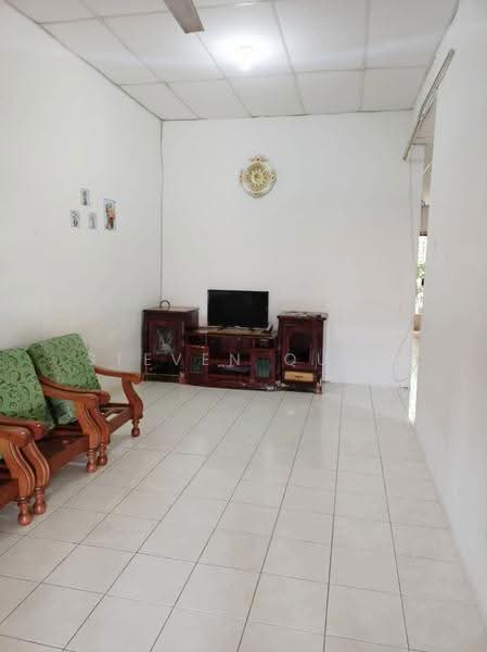 1-storey Terraced House for Sale in Lahad Datu (Sabah) - Steven Quek - Living Room - PropertyGuru.com.my