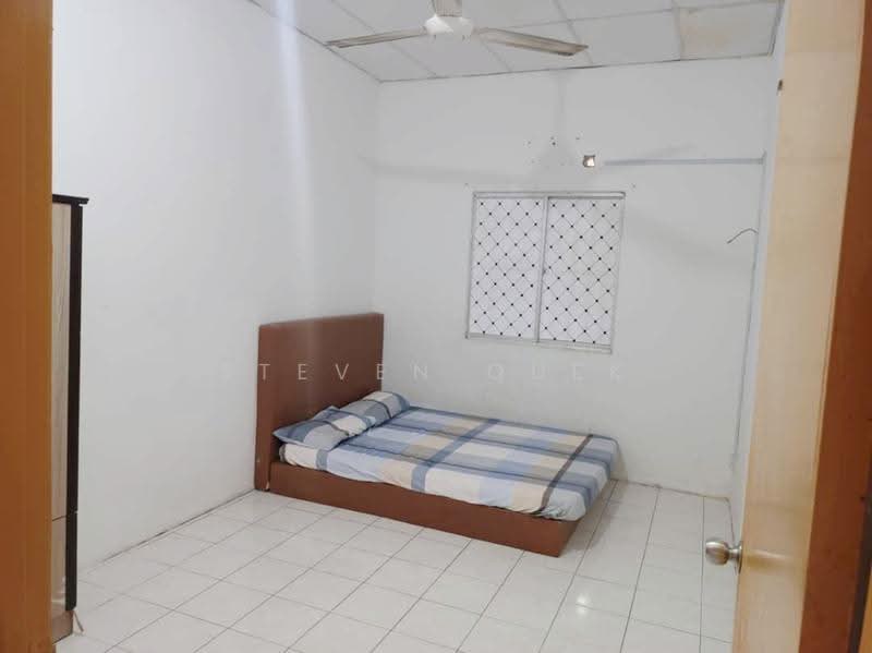 1-storey Terraced House for Sale in Lahad Datu (Sabah) - Steven Quek - Bedroom - PropertyGuru.com.my