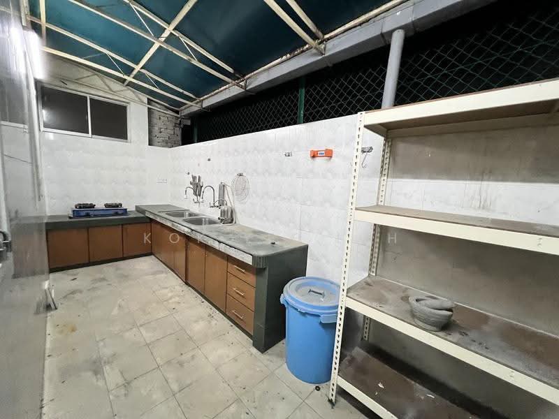 Townhouse for Sale in Taman Lagenda Mas (Cheras) - Kok Yee Loh - Kitchen - PropertyGuru.com.my