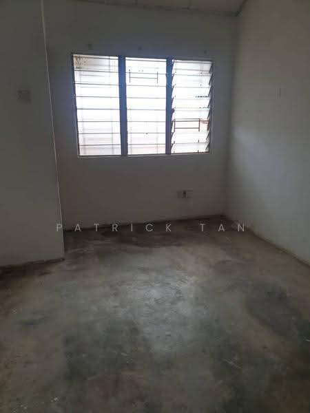 Rumah Teres 2-Tingkat untuk Dijual di Taman Puncak Jalil (Seri Kembangan) - Patrick Tan - PropertyGuru.com.my