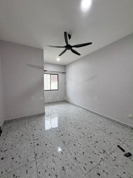 2-storey Terraced House for Rent in Permas Jaya (Johor Bahru) - Caryn Ter - Living Room - PropertyGuru.com.my