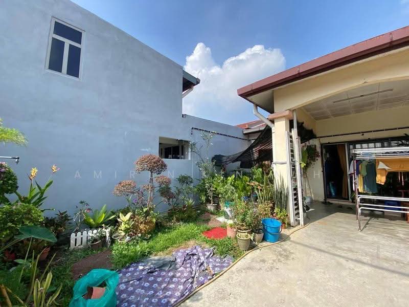 Terraced House for Rent in Taman Meru Makmur 2 (Kapar) - Amirun Kinanah - Exterior - PropertyGuru.com.my