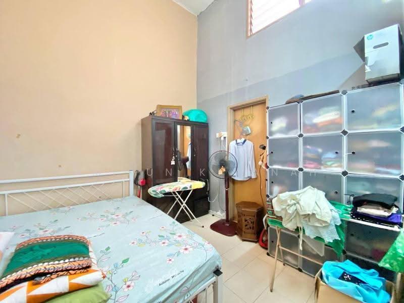Terraced House for Rent in Taman Meru Makmur 2 (Kapar) - Amirun Kinanah - Bedroom - PropertyGuru.com.my