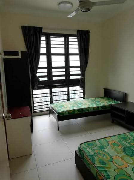 Kondominium untuk Disewa di Cristal Serin Residence - Irsyam Sjatria - Bedroom - PropertyGuru.com.my