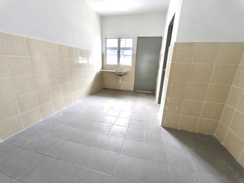 2-storey Terraced House for Sale in Rantau (Negeri Sembilan) - Mohd Aizat Saiful Bahri - Kitchen - PropertyGuru.com.my