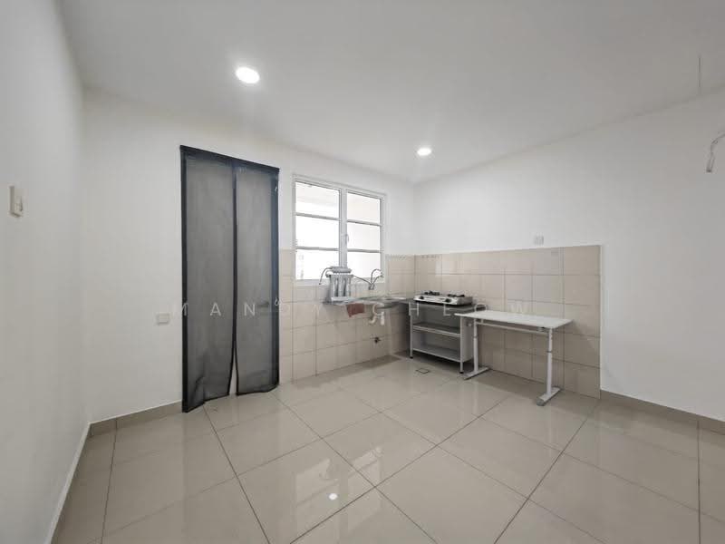 2-storey Terraced House for Rent in Bandar Country Homes (Rawang) - Mandy Cheow - Kitchen - PropertyGuru.com.my