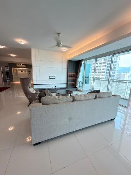 Kondominium untuk Dijual di Gurney Paragon - Darren Lye - Living Room - PropertyGuru.com.my