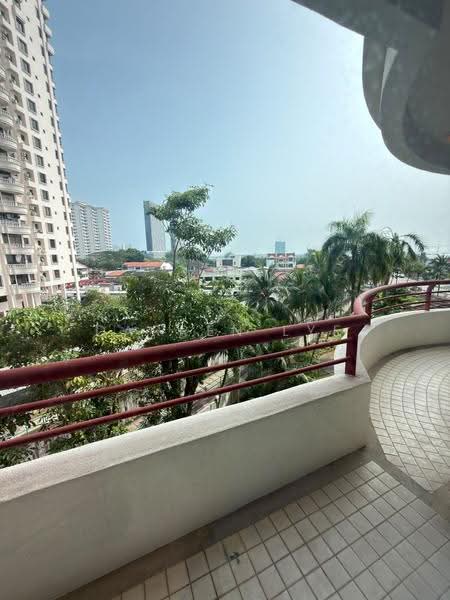 Kondominium untuk Dijual di Mutiara Villa Condominium - Darren Lye - Balcony - PropertyGuru.com.my