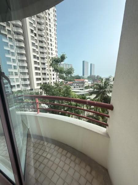 Kondominium untuk Dijual di Mutiara Villa Condominium - Darren Lye - Balcony - PropertyGuru.com.my