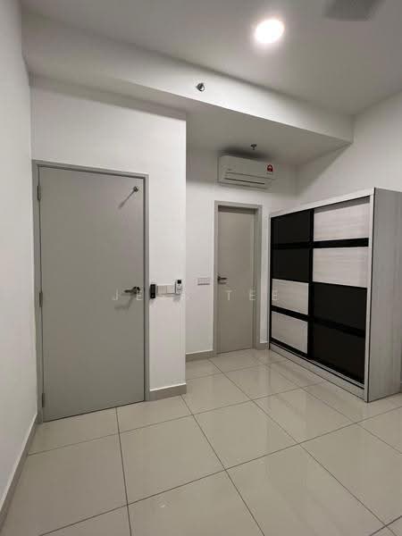 Kediaman Servis untuk Dijual di Setia City Residences - Jess Tee - Interior - PropertyGuru.com.my