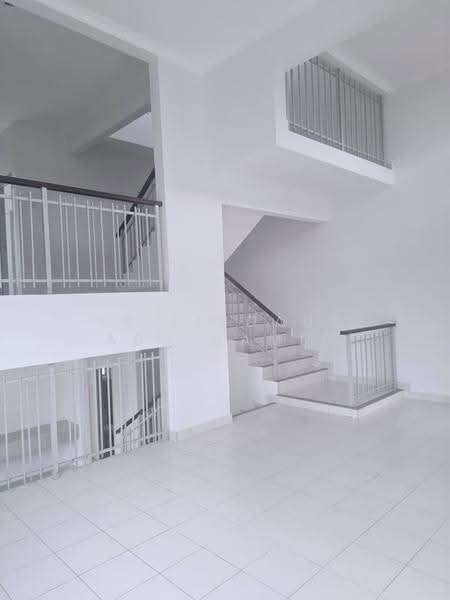 2.5-storey Terraced House for Sale in Taman Puncak Saujana (Kajang) - Sr Firdaus Abd Hamid - Living Hall - PropertyGuru.com.my