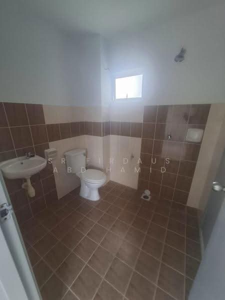 2.5-storey Terraced House for Sale in Taman Puncak Saujana (Kajang) - Sr Firdaus Abd Hamid - Bathroom - PropertyGuru.com.my